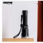 Geepas GFL51000 Rechargeable Zoomable LED Flashlight and Torch Light - Image 5